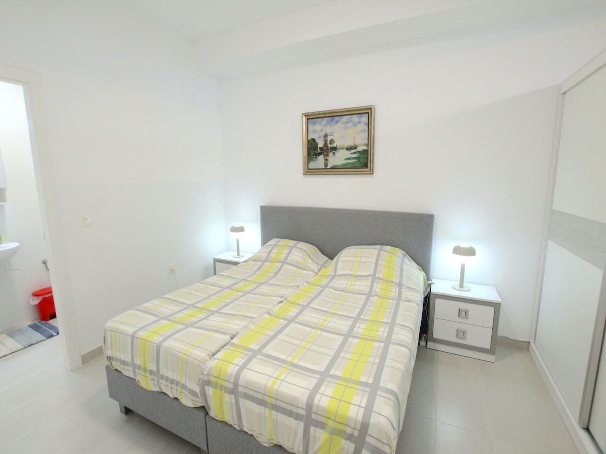 Chalet de 4 habitaciones en La Marina en venta con piscina - 289.000 € (Ref: 8647121)