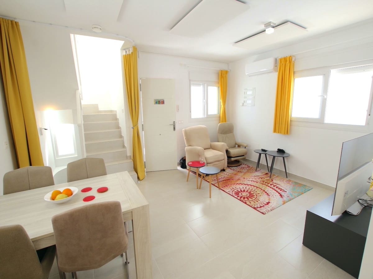 Chalet de 4 habitaciones en La Marina en venta con piscina - 289.000 € (Ref: 8647121)