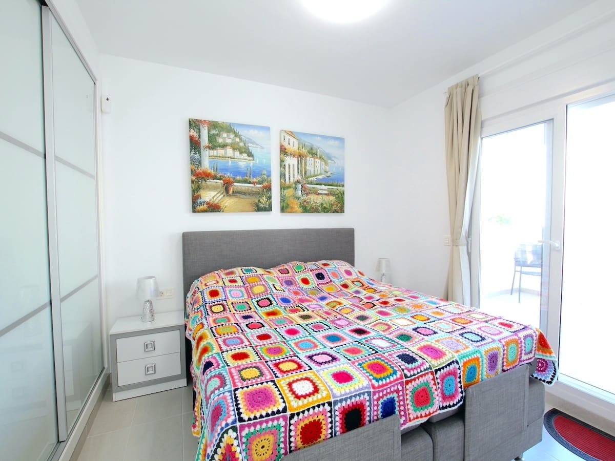 Chalet de 4 habitaciones en La Marina en venta con piscina - 289.000 € (Ref: 8647121)