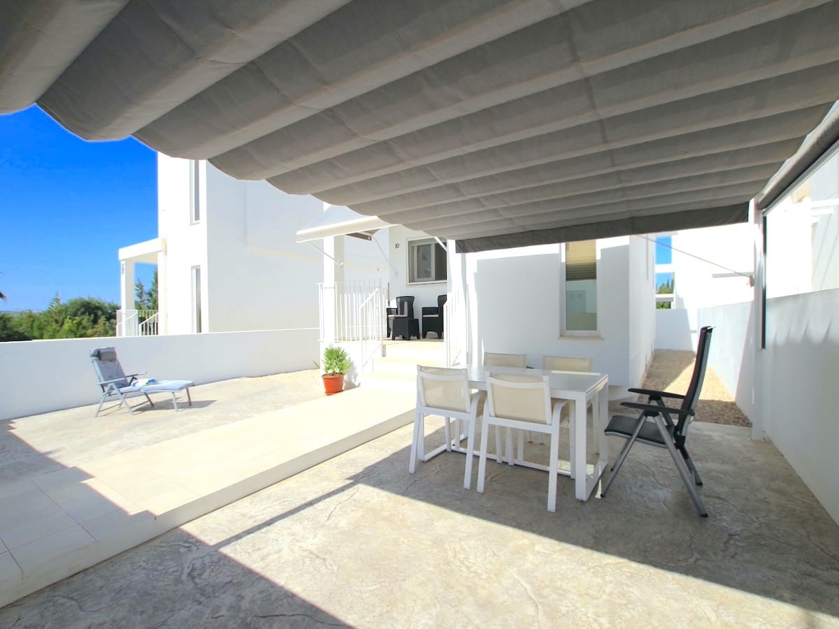 Chalet de 4 habitaciones en La Marina en venta con piscina - 289.000 € (Ref: 8647121)