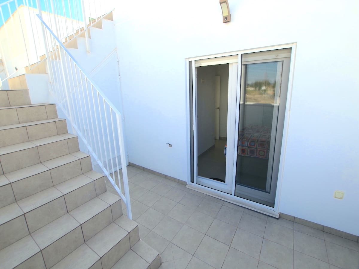 Chalet de 4 habitaciones en La Marina en venta con piscina - 289.000 € (Ref: 8647121)