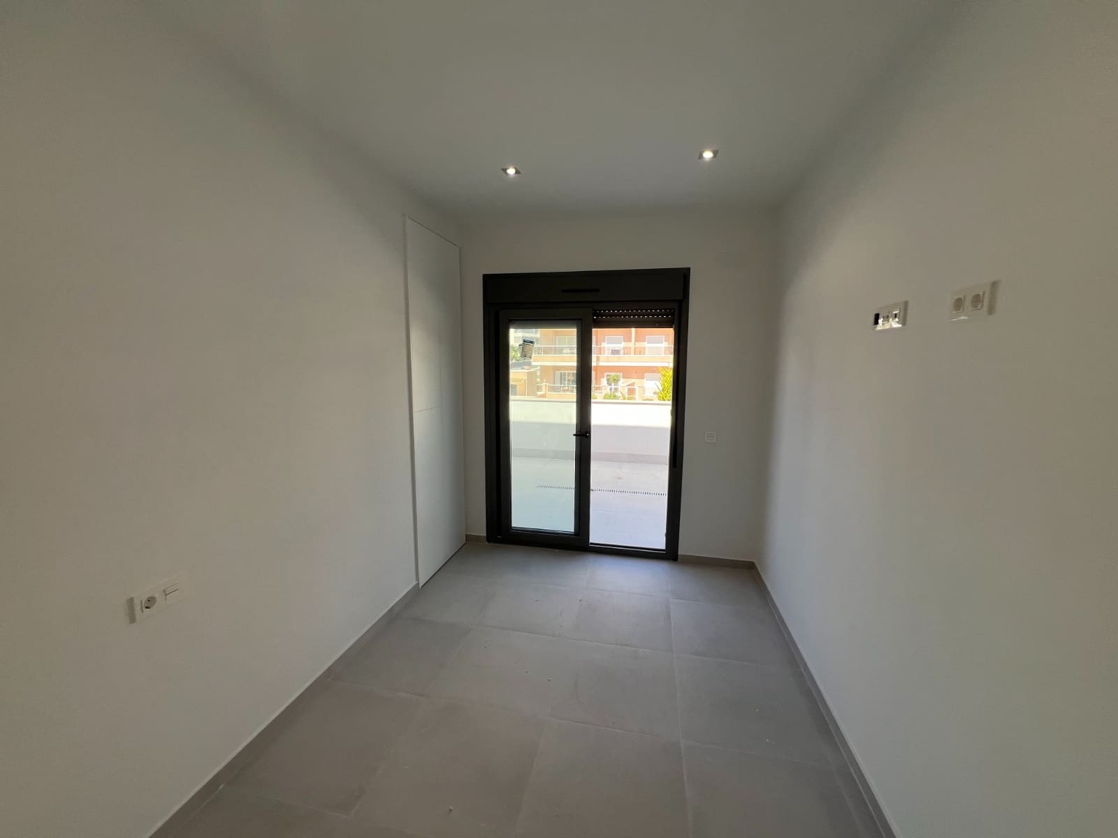 Chalet de 3 habitaciones en Orihuela Costa en venta con piscina - 399.900 € (Ref: 8675133)