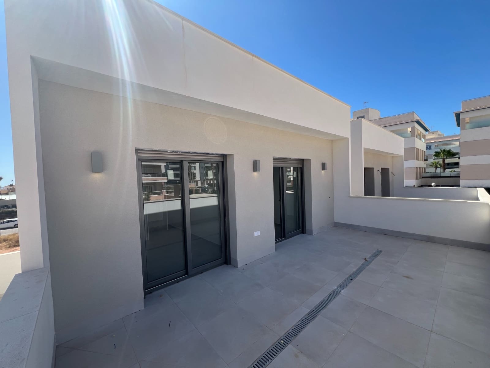 Chalet de 3 habitaciones en Orihuela Costa en venta con piscina - 399.900 € (Ref: 8675133)