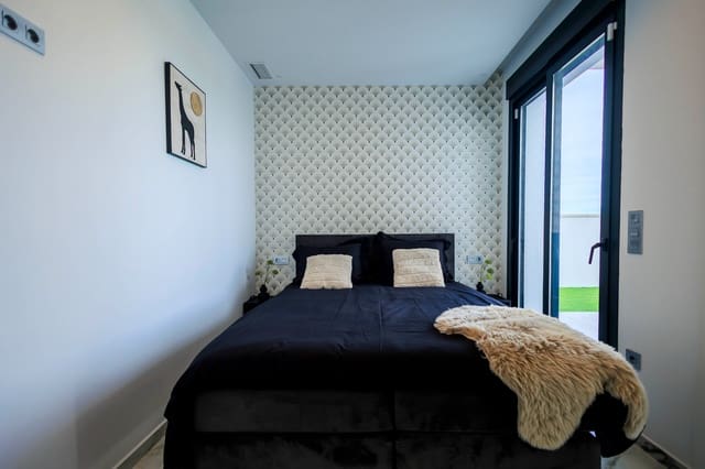 3 quarto Moradia para venda em Pilar de la Horadada com piscina - 399 000 € (Ref: 8688467)