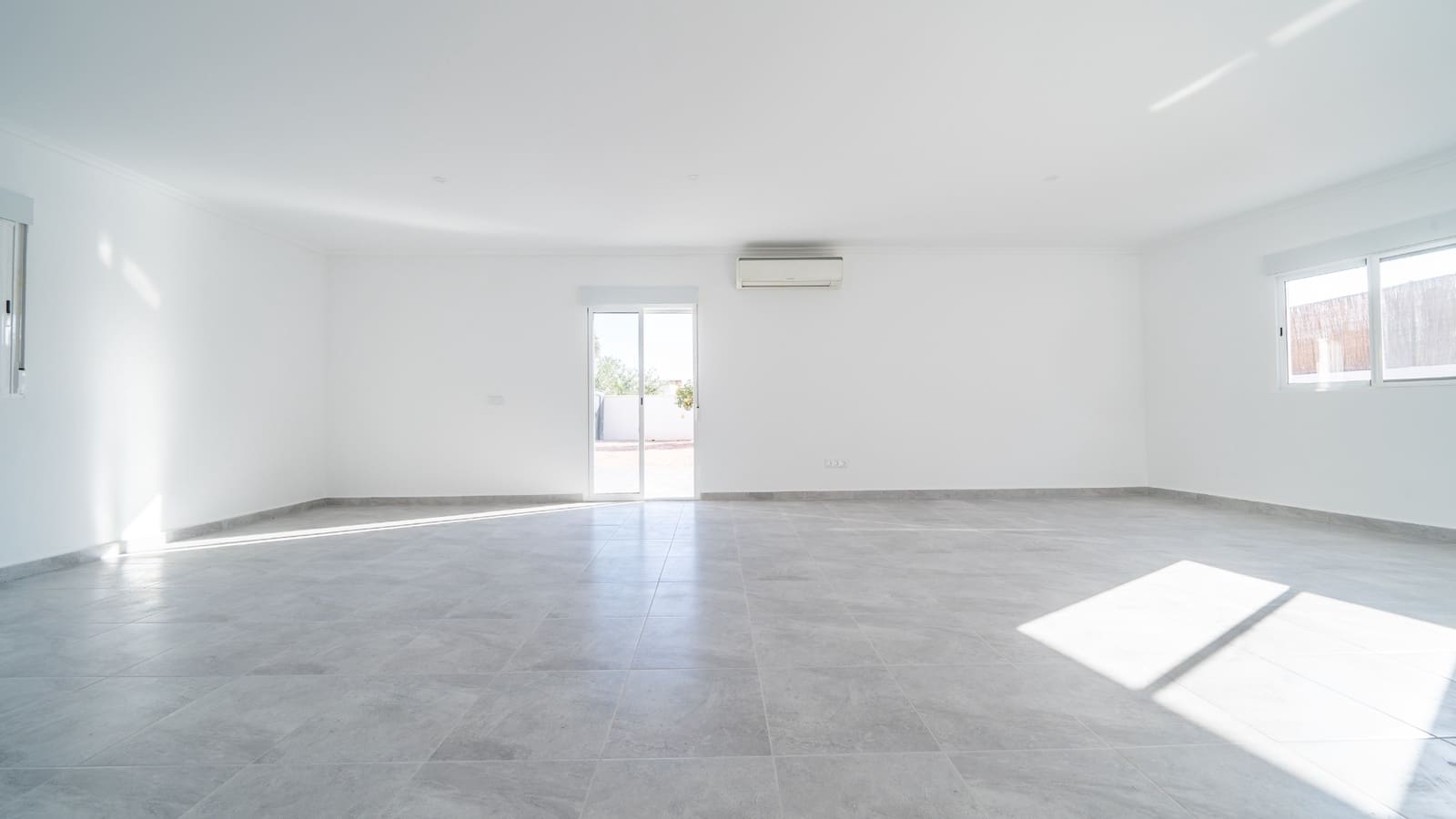 4 sypialnia Willa na sprzedaż w La Marina z basenem garażem - 380 000 € (Ref: 8712957)