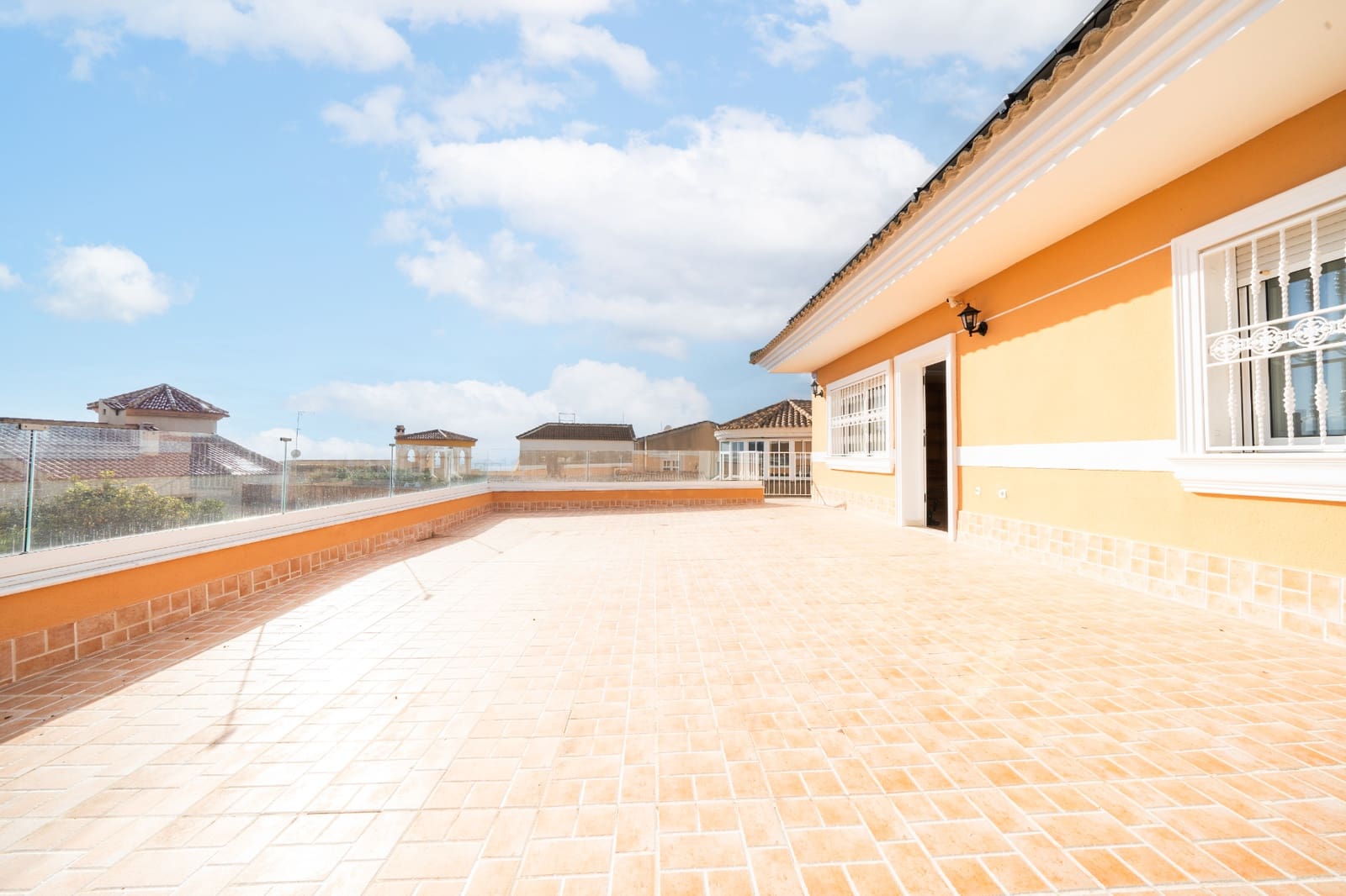 4 sypialnia Willa na sprzedaż w La Marina z basenem garażem - 380 000 € (Ref: 8712957)