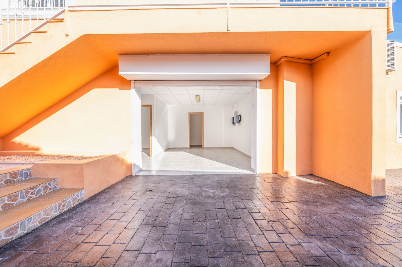 4 sypialnia Willa na sprzedaż w La Marina z basenem garażem - 380 000 € (Ref: 8712957)