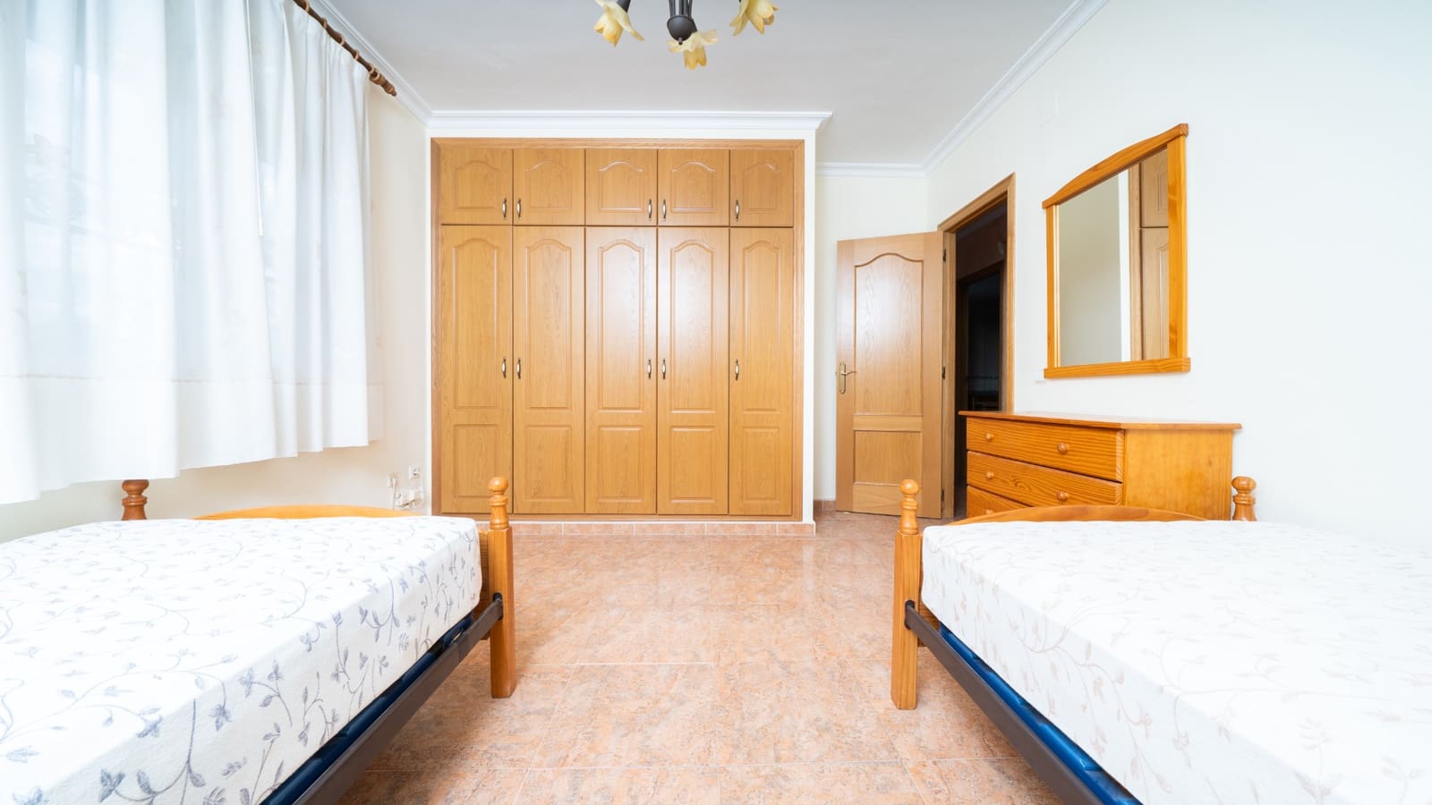 4 sypialnia Willa na sprzedaż w La Marina z basenem garażem - 380 000 € (Ref: 8712957)