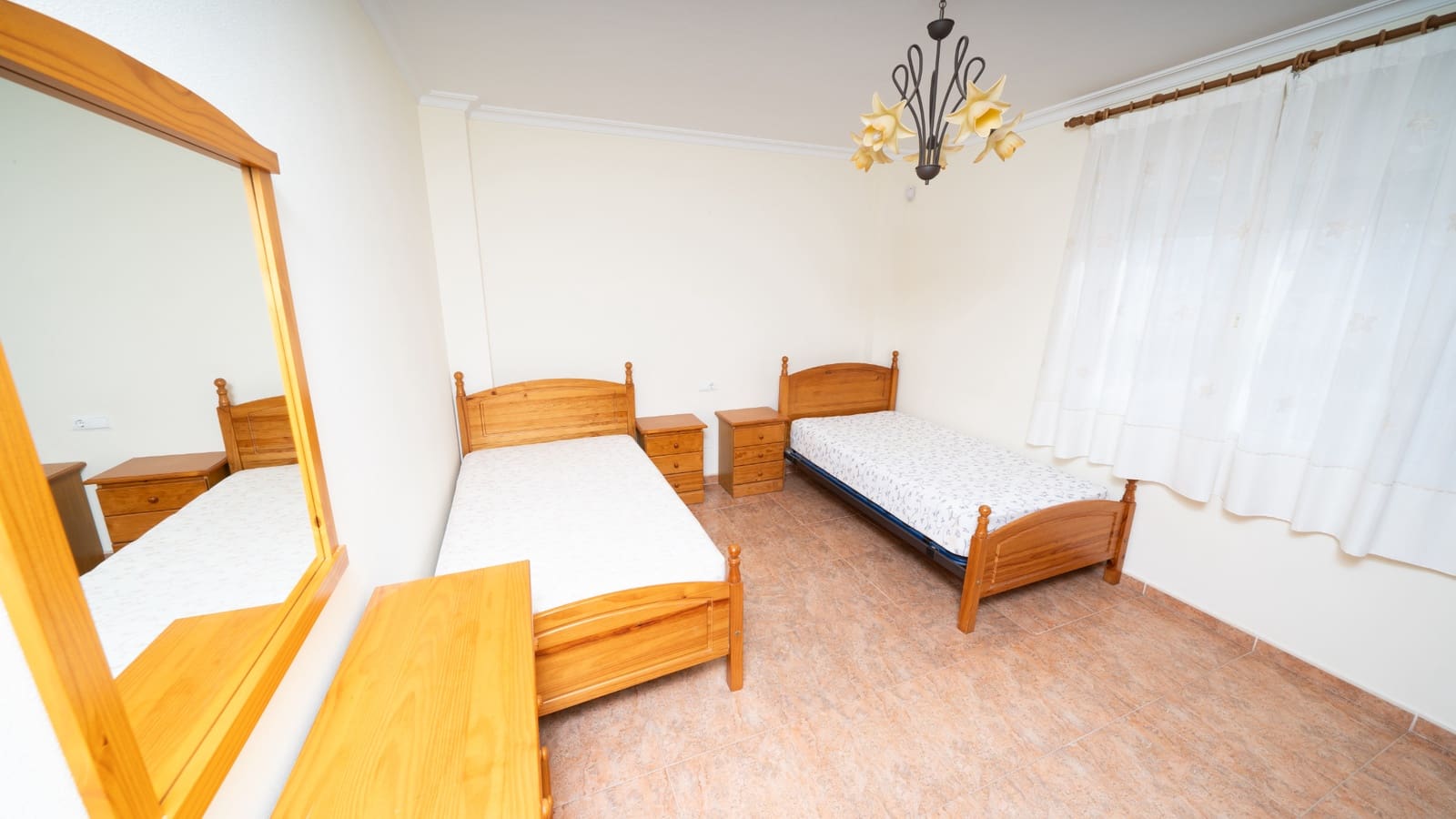 4 sypialnia Willa na sprzedaż w La Marina z basenem garażem - 380 000 € (Ref: 8712957)