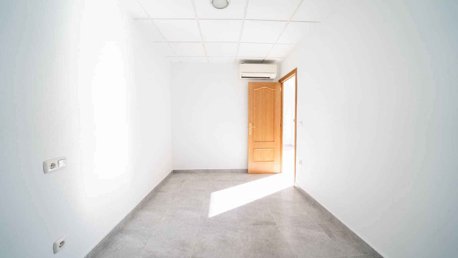 4 sypialnia Willa na sprzedaż w La Marina z basenem garażem - 380 000 € (Ref: 8712957)