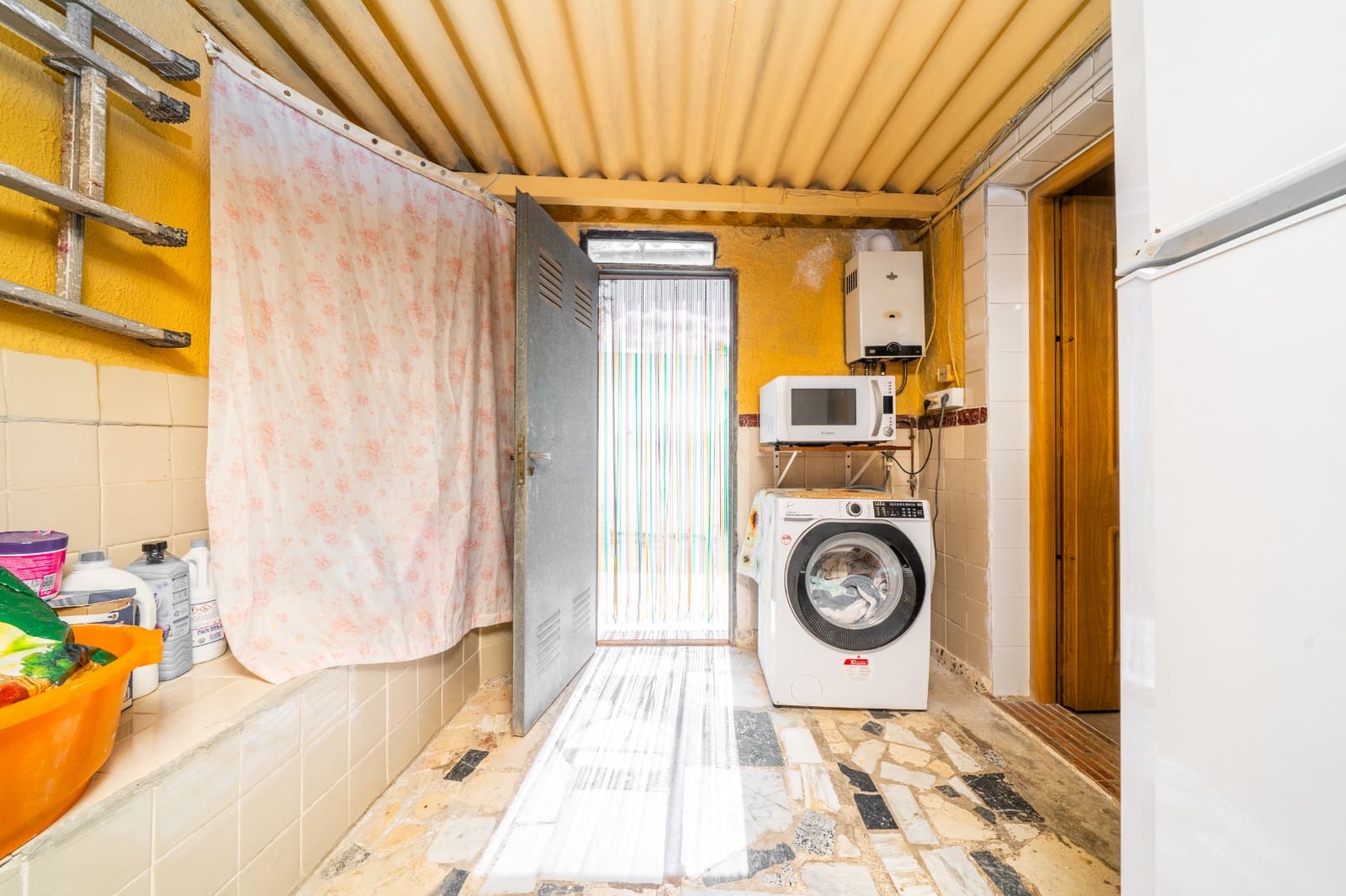 4 bedroom Villa for sale in San Fulgencio - € 325,000 (Ref: 8942057)