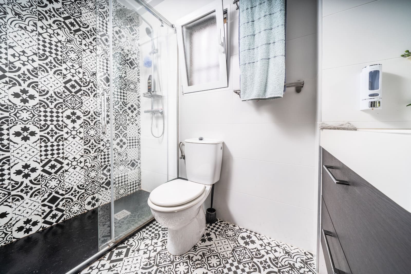 3 bedroom Villa for sale in La Marina with pool garage - € 215,000 (Ref: 8953790)