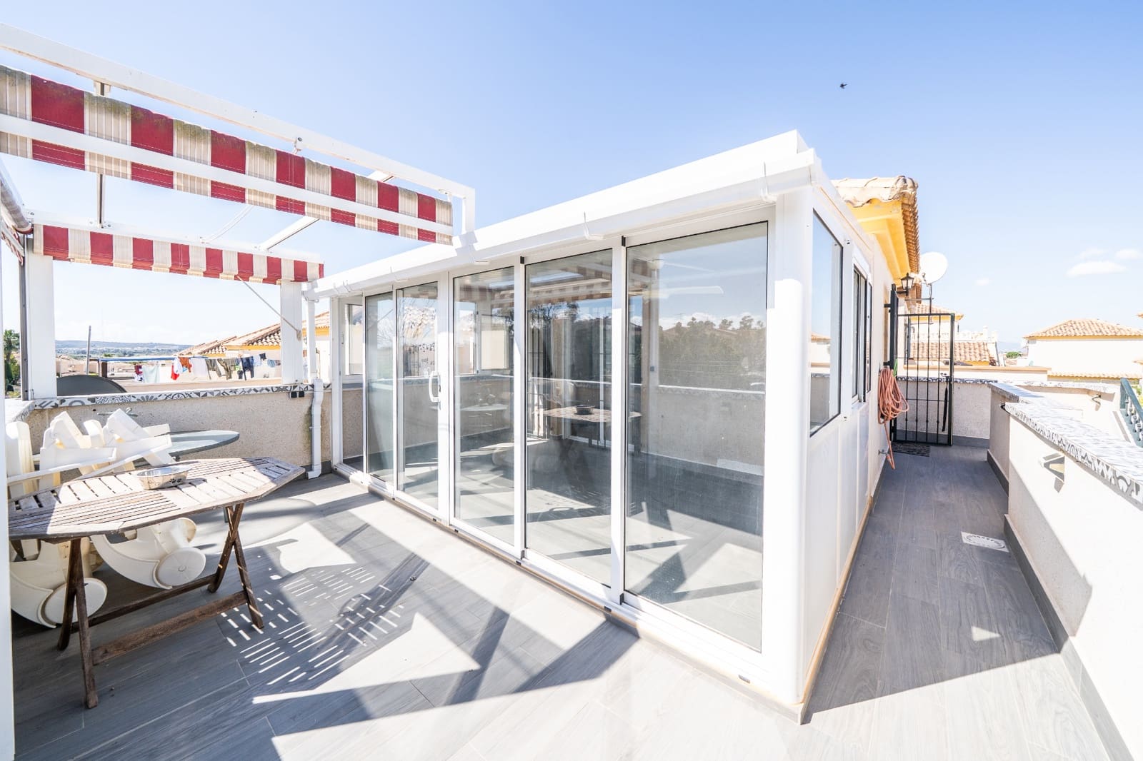 3 bedroom Villa for sale in La Marina with pool garage - € 215,000 (Ref: 8953790)