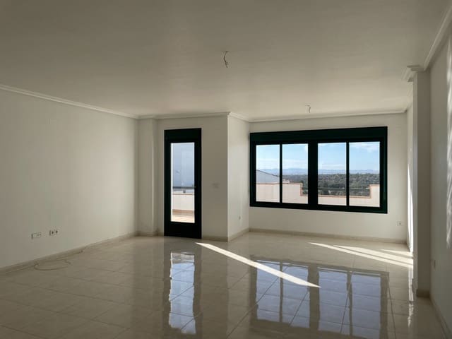 2 bedroom Apartment for sale in Alicante / Alacant city with pool - € 212,350 (Ref: 9022553)