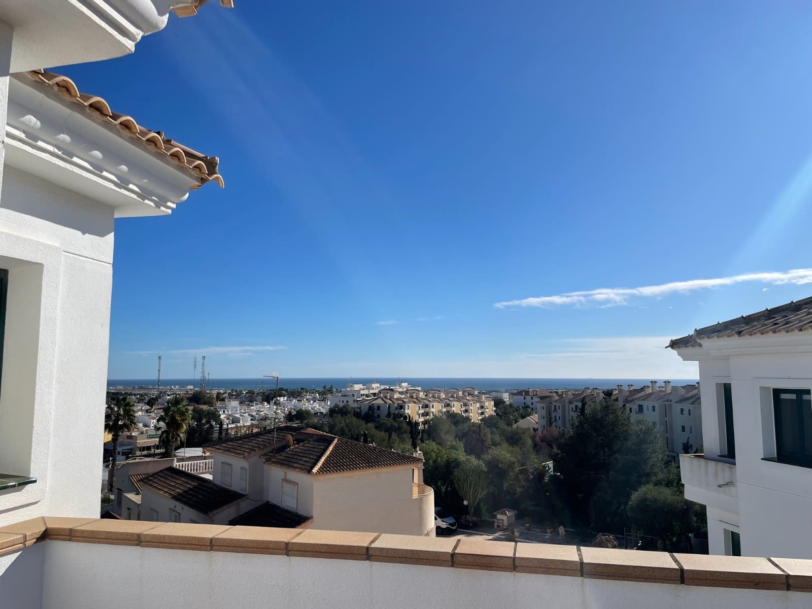 2 bedroom Apartment for sale in Alicante / Alacant city with pool - € 212,350 (Ref: 9022553)