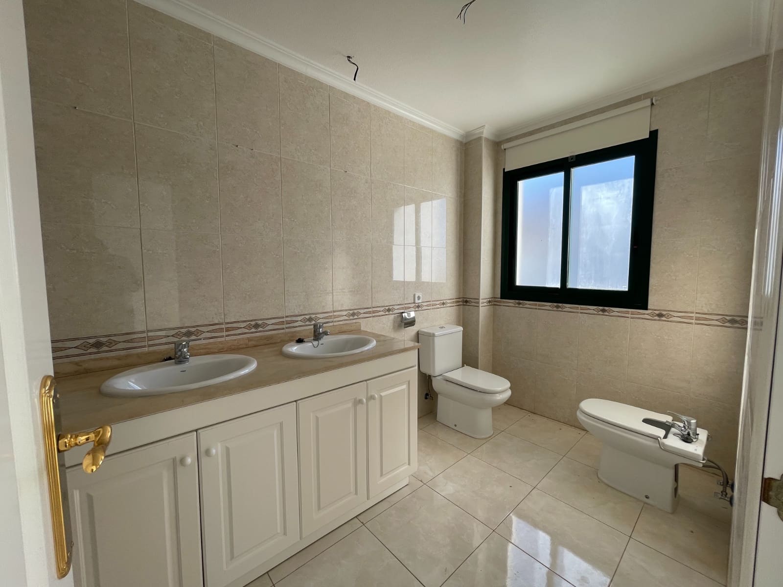 2 bedroom Apartment for sale in Alicante / Alacant city with pool - € 212,350 (Ref: 9022553)