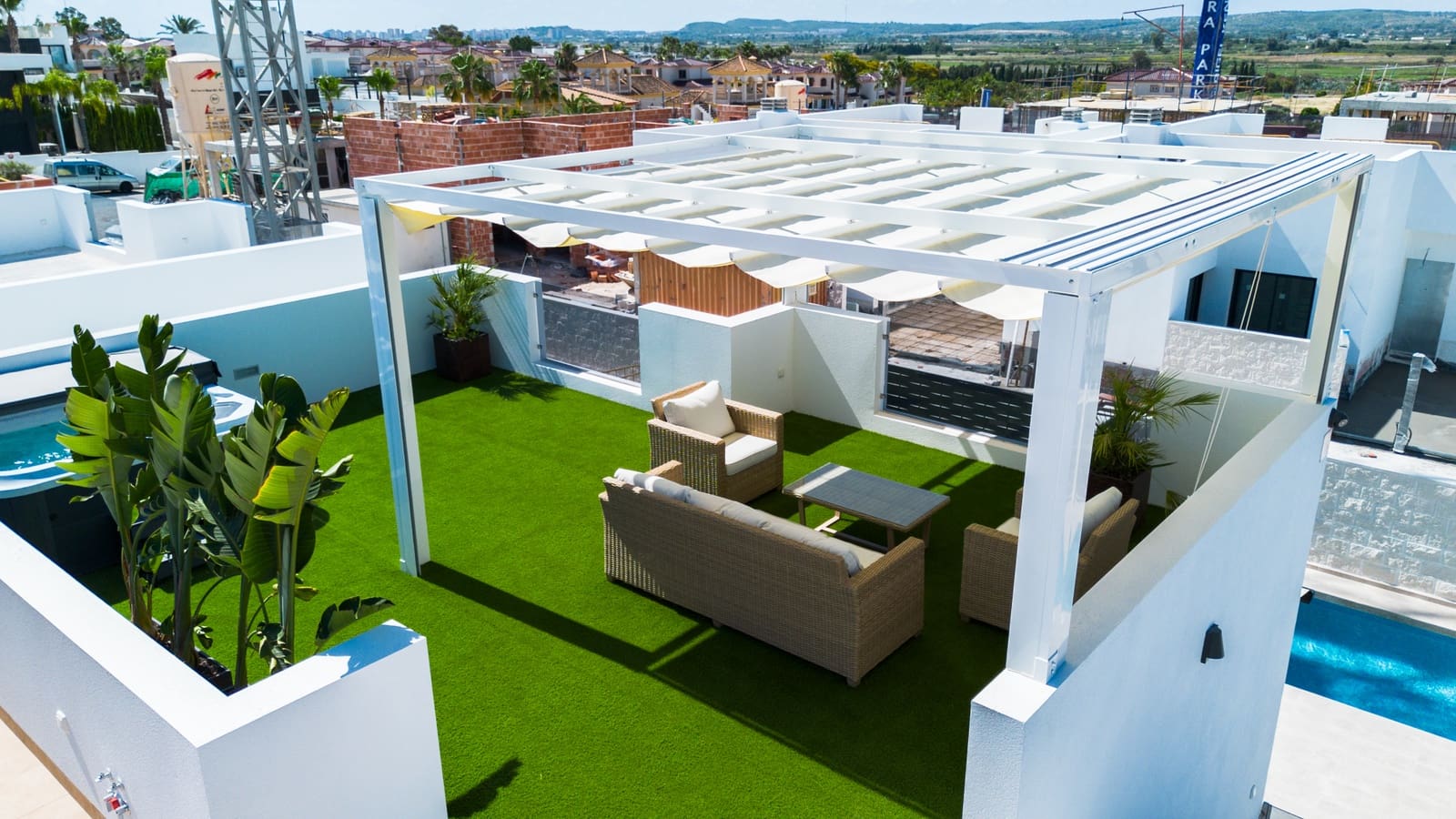 3 soveværelse Villa til salg i La Marina med swimmingpool - € 395.000 (Ref: 9066934)