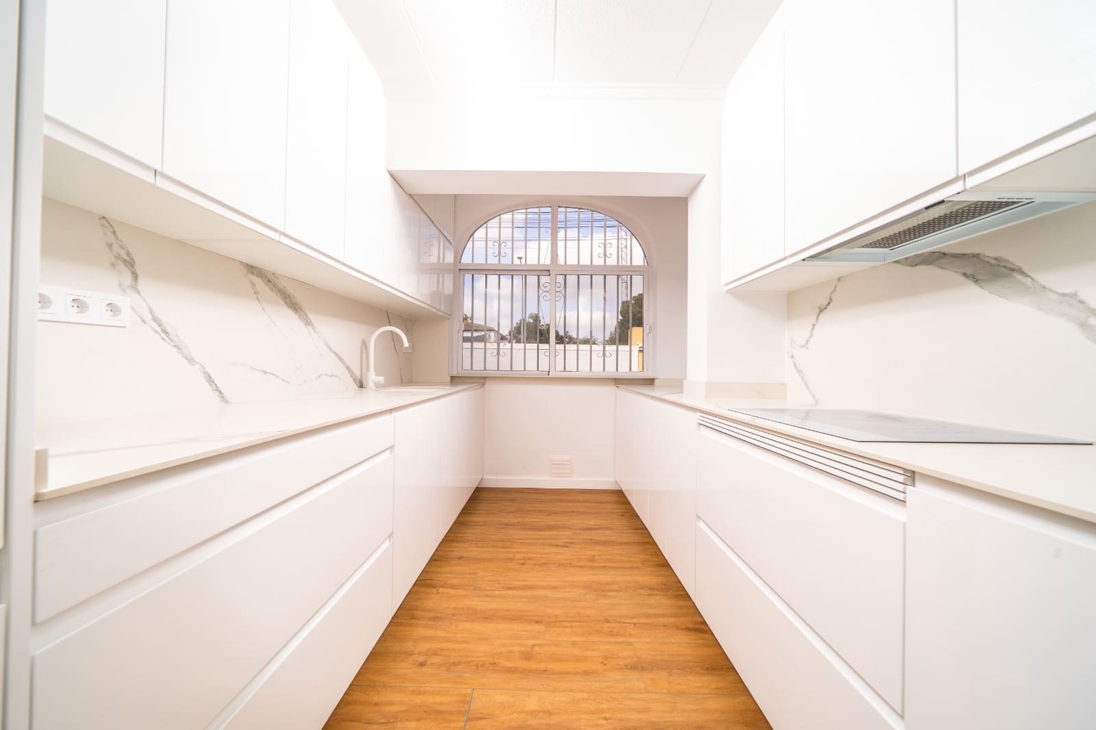 3 slaapkamer Villa te koop in La Marina met zwembad - € 299.000 (Ref: 9138649)