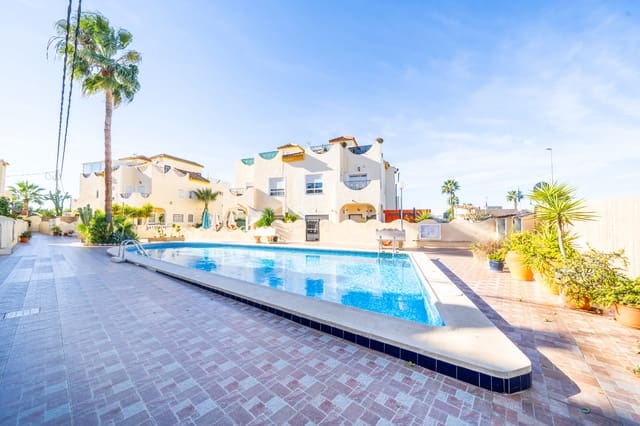 3 soverom Hus til salgs i La Marina, Elche / Elx med svømmebasseng - € 142 000 (Ref: 9172064)