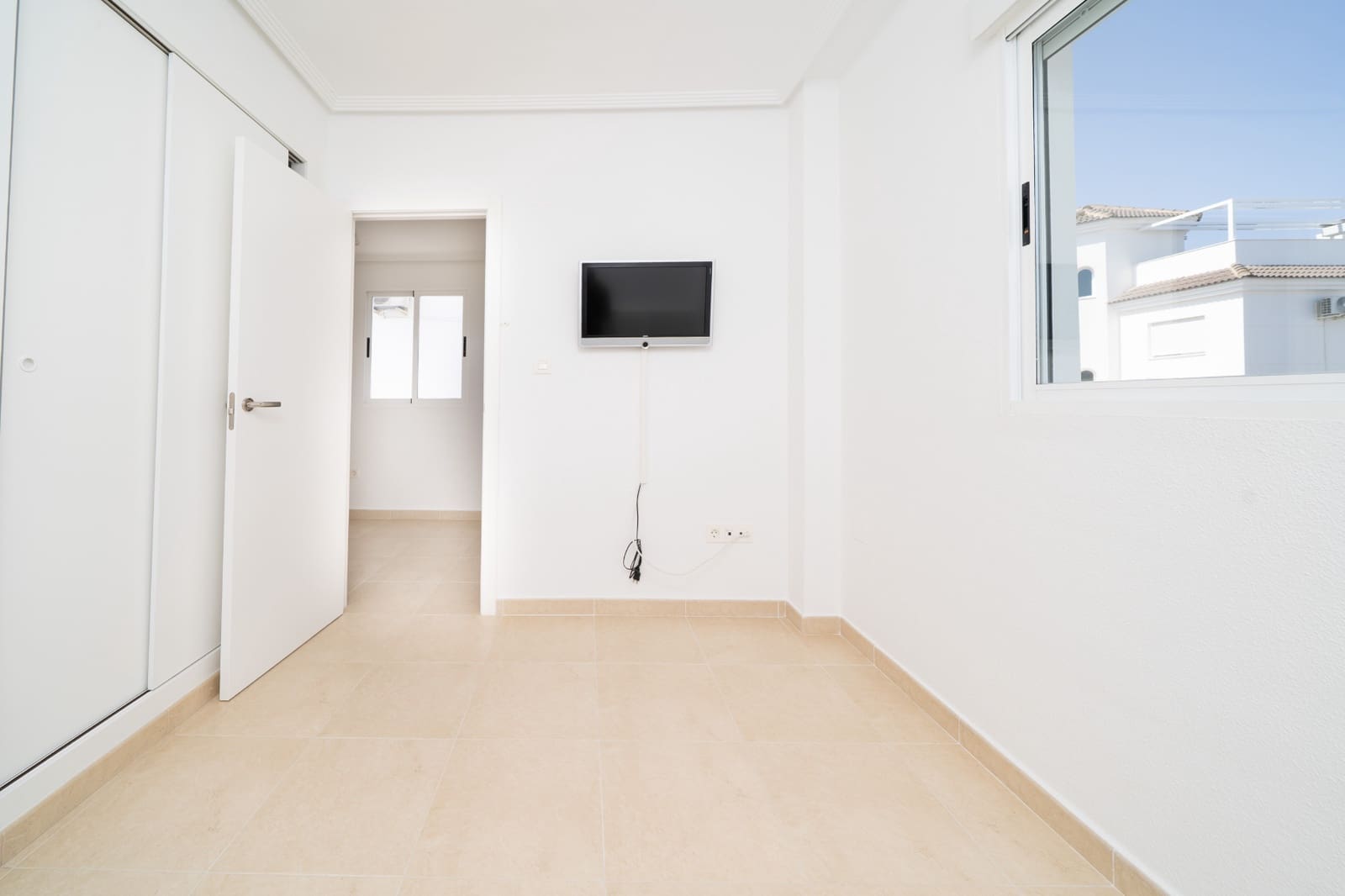 2 slaapkamer Villa te koop in La Marina met zwembad - € 278.000 (Ref: 9172244)