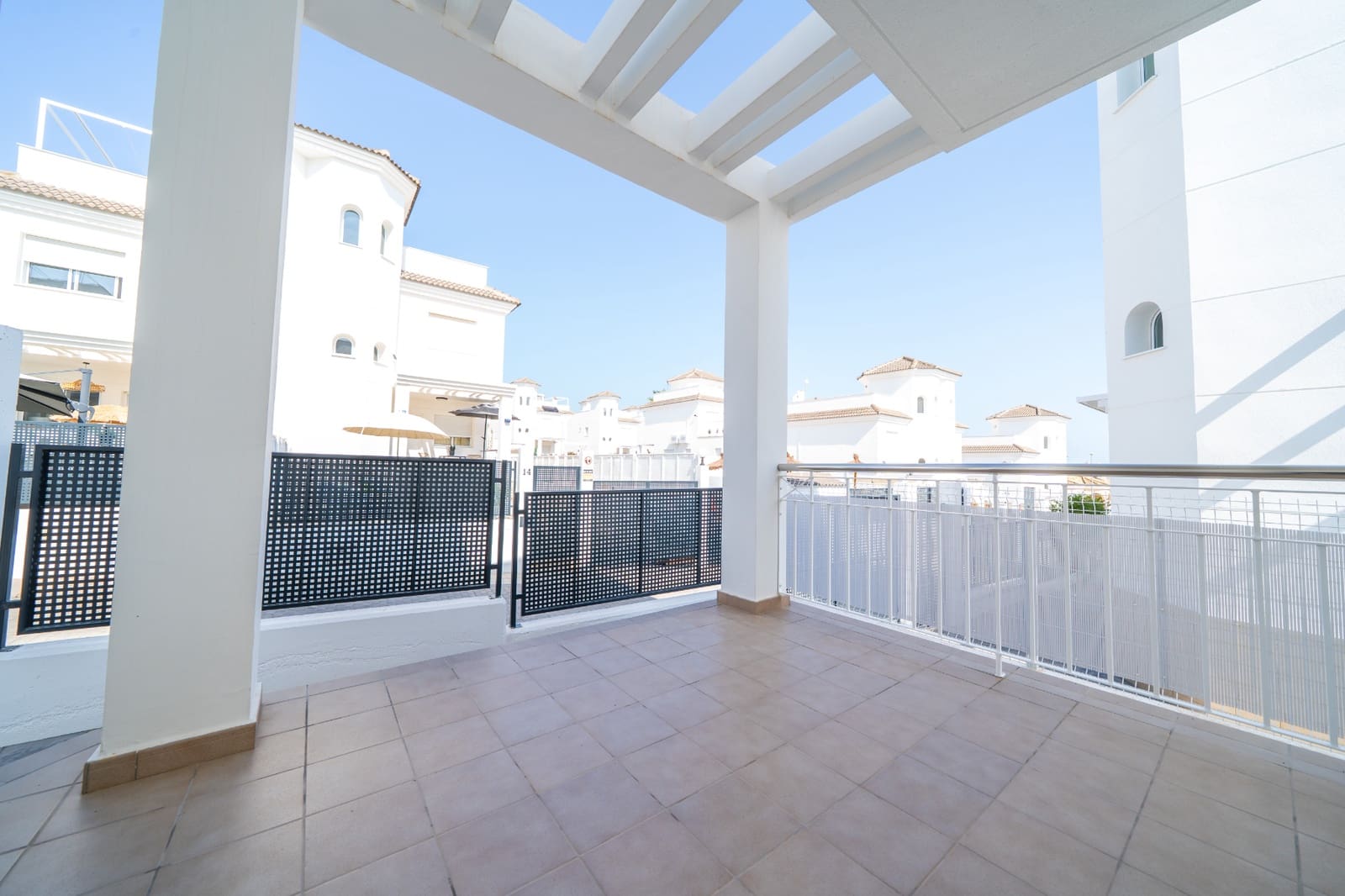 2 slaapkamer Villa te koop in La Marina met zwembad - € 278.000 (Ref: 9172244)
