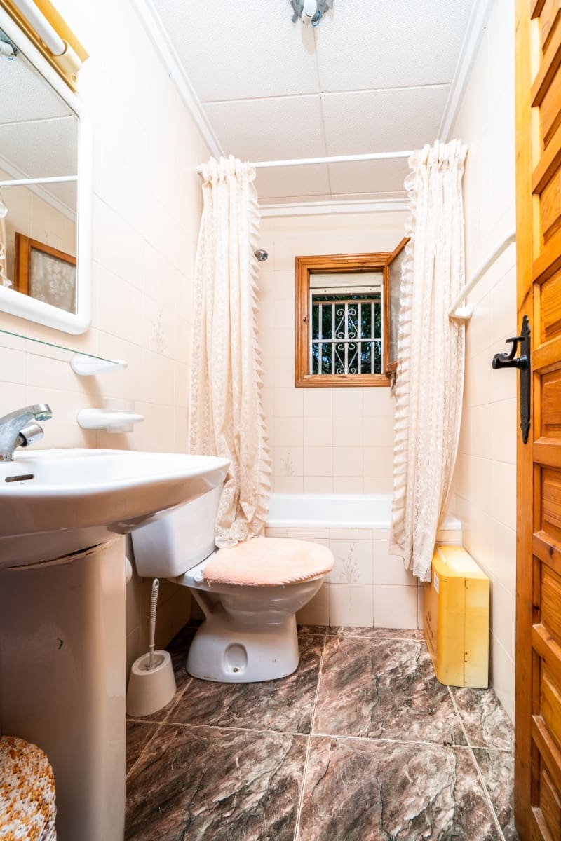 5 sovrum Villa till salu i La Marina med pool - 225 000 € (Ref: 9185913)