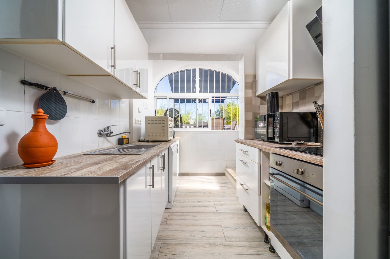 2 Zimmer Villa zu verkaufen in La Marina mit Pool - 239.000 € (Ref: 9205578)