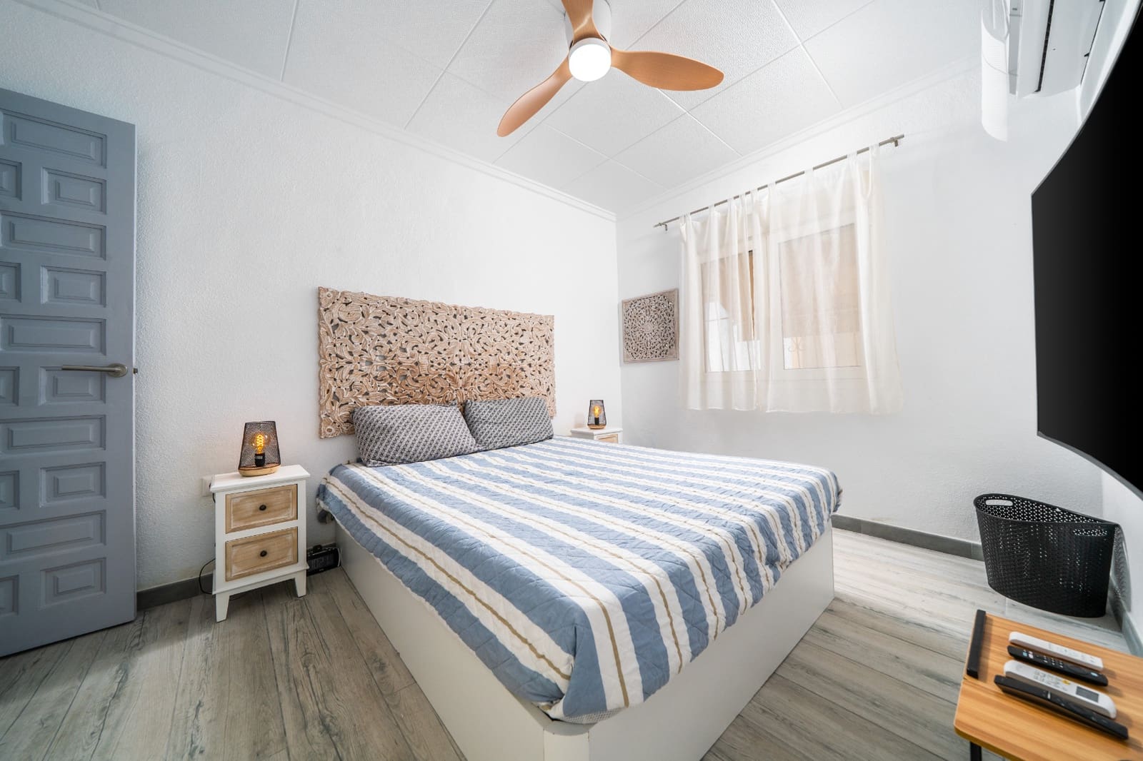 2 Zimmer Villa zu verkaufen in La Marina mit Pool - 239.000 € (Ref: 9205578)