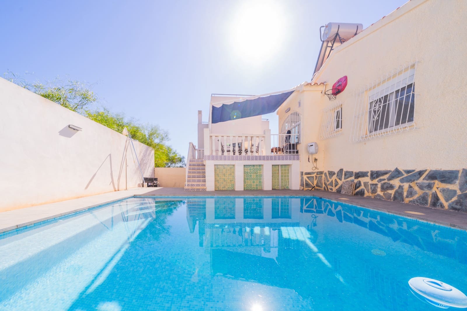 2 Zimmer Villa zu verkaufen in La Marina mit Pool - 239.000 € (Ref: 9205578)