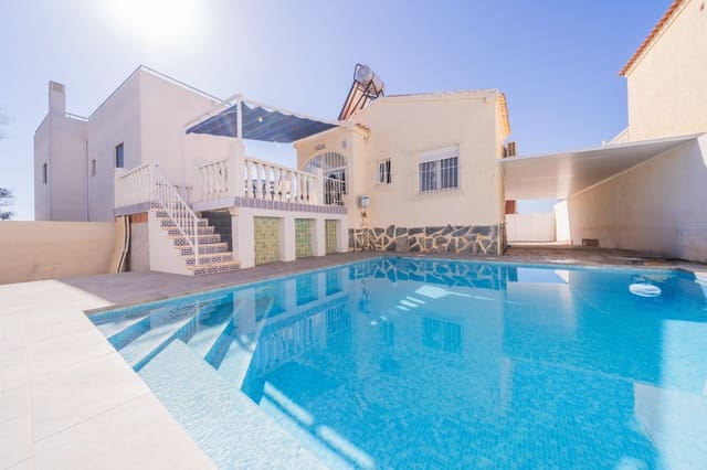 2 Zimmer Villa zu verkaufen in La Marina, Elche / Elx mit Pool - 239.000 € (Ref: 9205578)