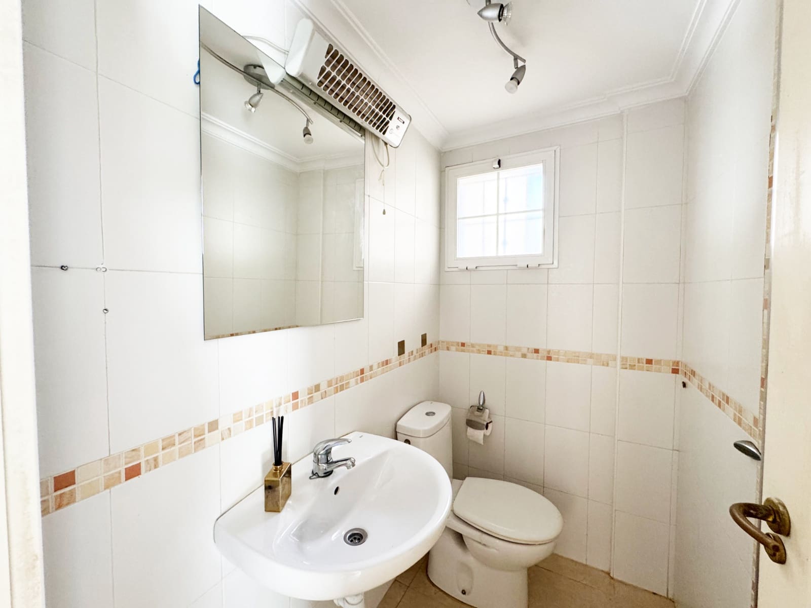 3 slaapkamer Villa te koop in La Marina met zwembad - € 188.000 (Ref: 9235494)