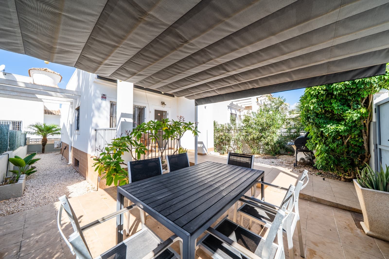 3 chambre Villa/Maison à vendre à La Marina avec piscine - 265 000 € (Ref: 9237275)