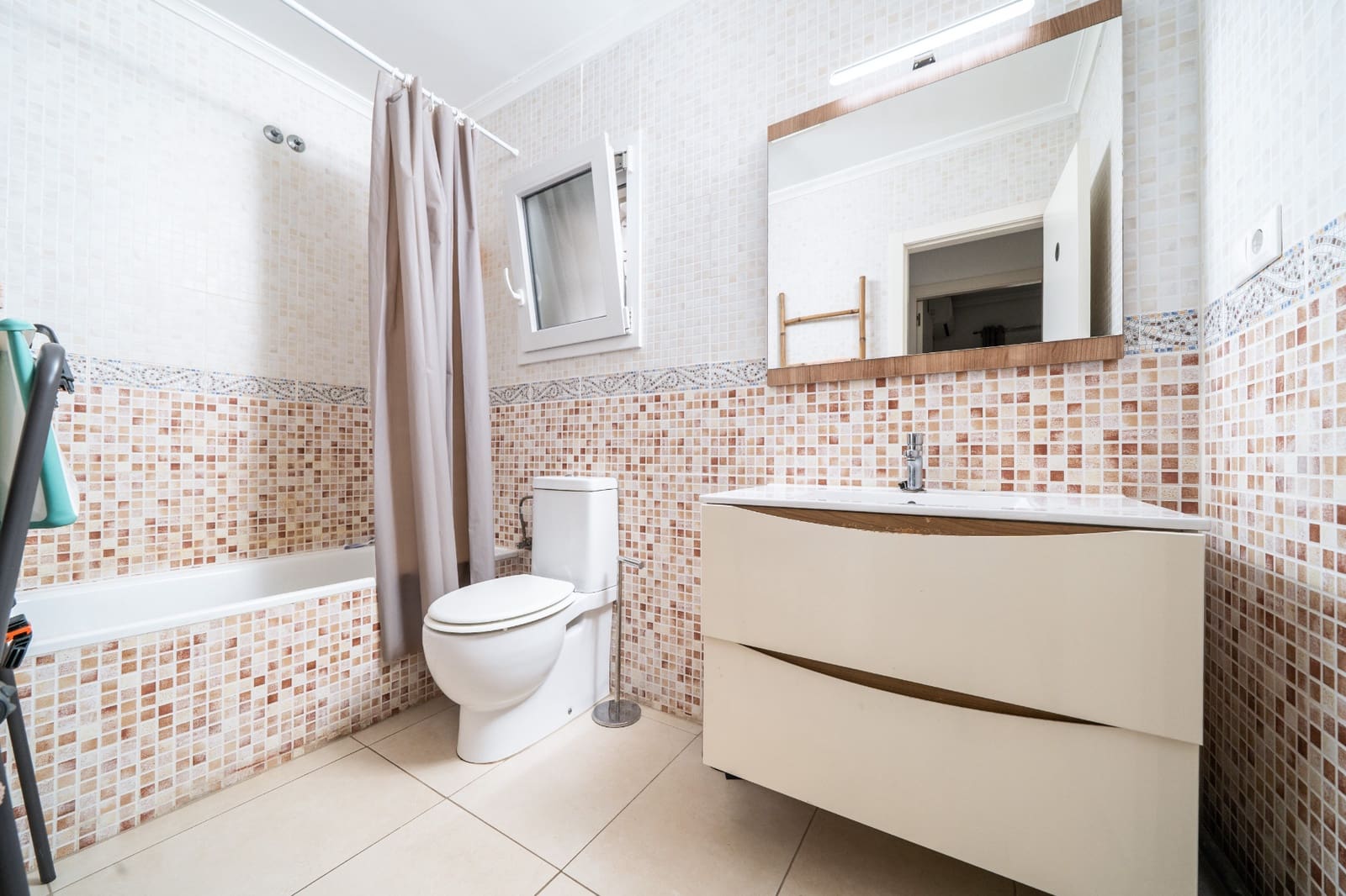 3 chambre Villa/Maison à vendre à La Marina avec piscine - 265 000 € (Ref: 9237275)