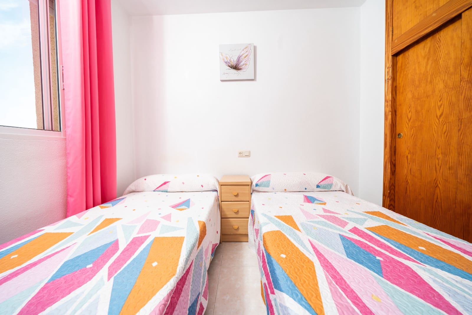 4 slaapkamer Rijtjeshuis te koop in La Marina met zwembad - € 179.000 (Ref: 9289589)