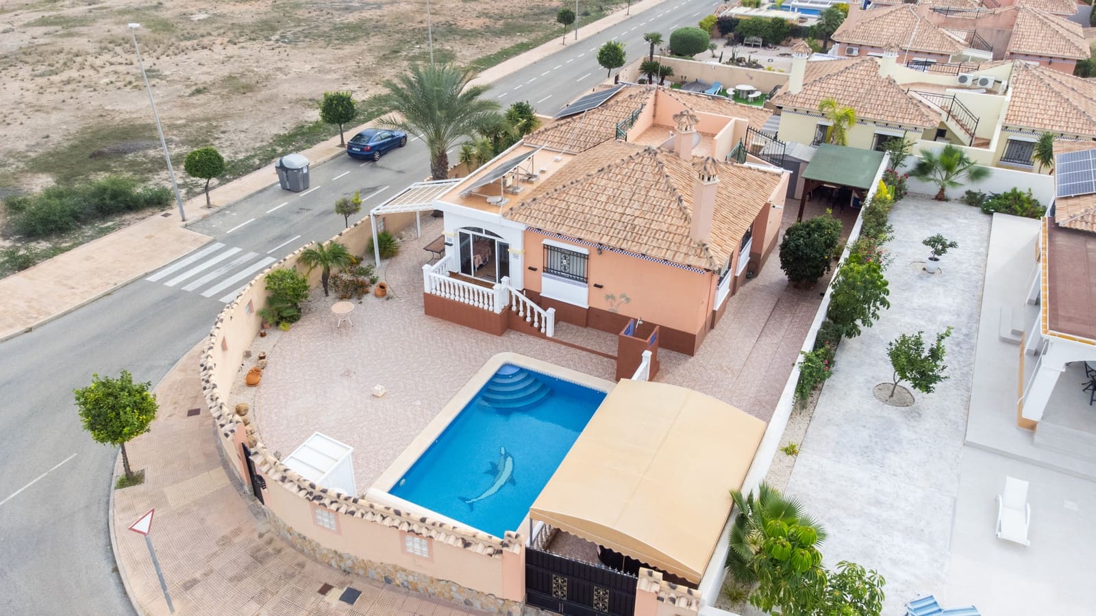 3 slaapkamer Villa te koop in La Marina met zwembad - € 420.000 (Ref: 9357800)