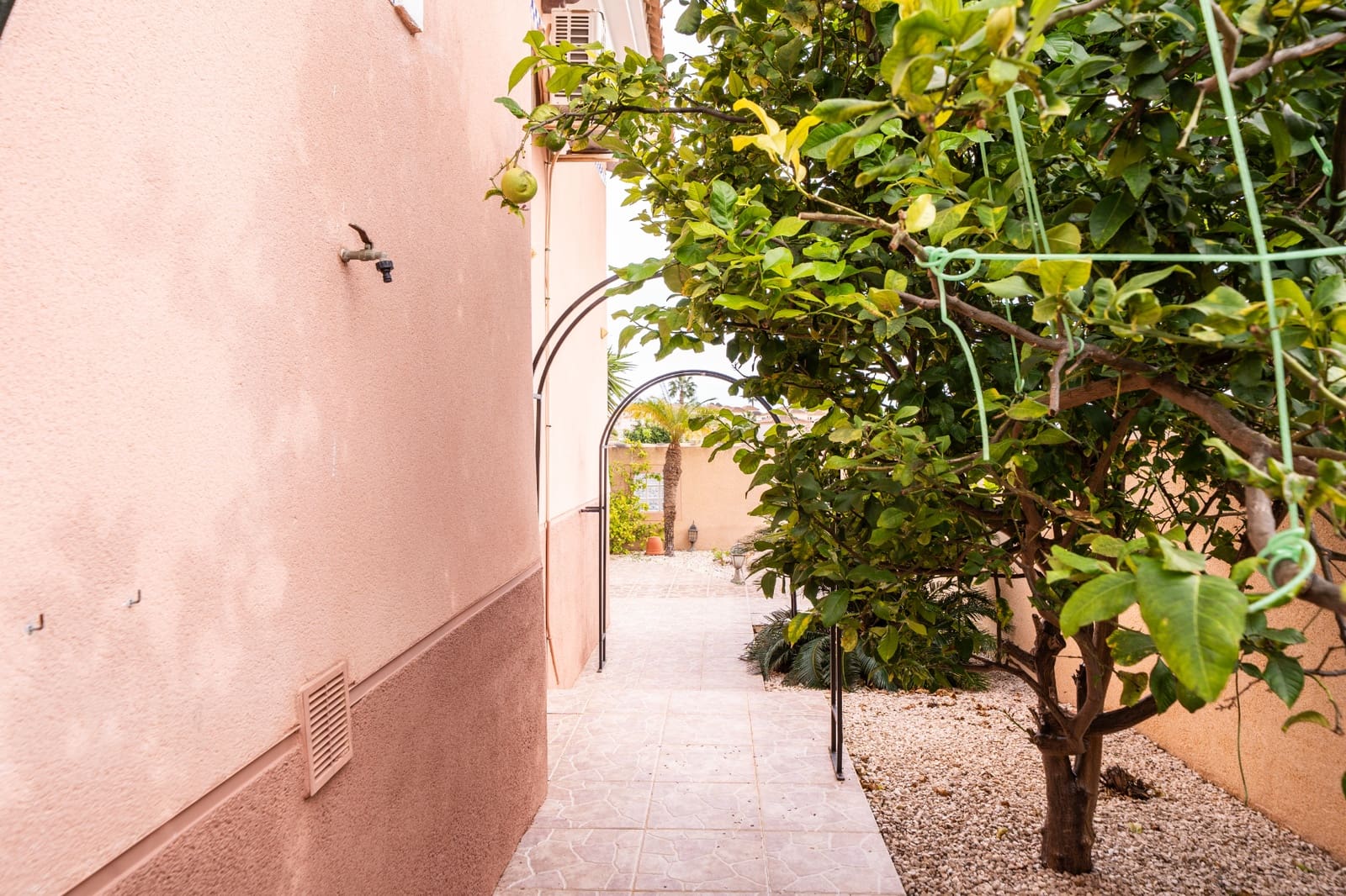 3 slaapkamer Villa te koop in La Marina met zwembad - € 420.000 (Ref: 9357800)