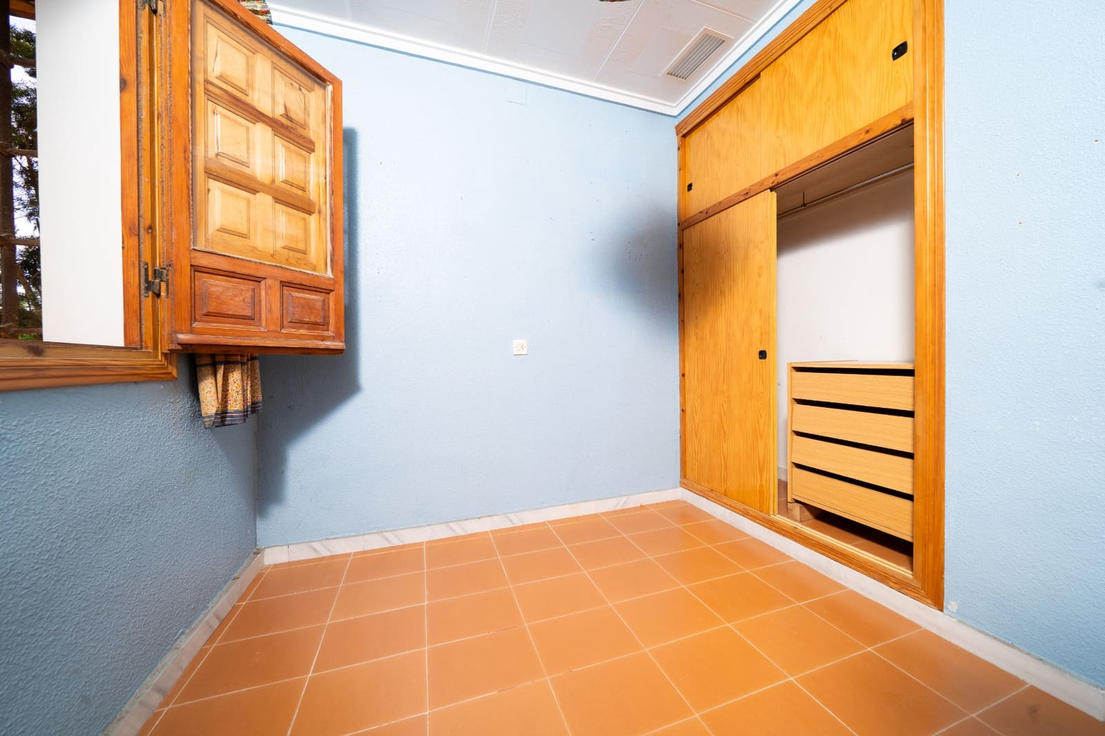 4 makuuhuone Huvila myytävänä paikassa La Marina - 210 000 € (Ref: 9360838)