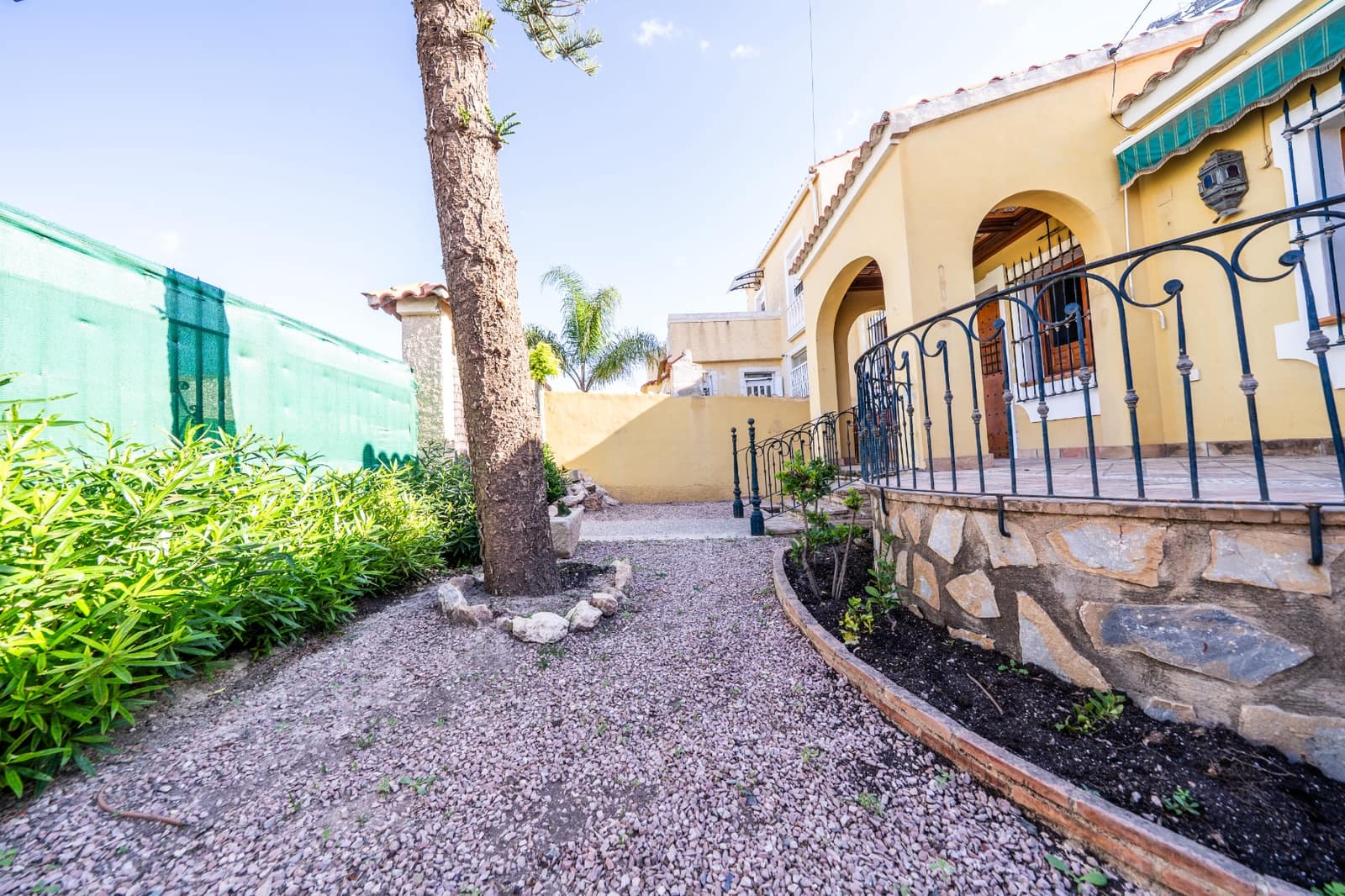 4 bedroom Villa for sale in La Marina - € 215,000 (Ref: 9360838)
