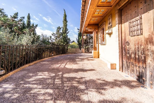 4 slaapkamer Villa te koop in La Marina, Elche / Elx - € 215.000 (Ref: 9360838)