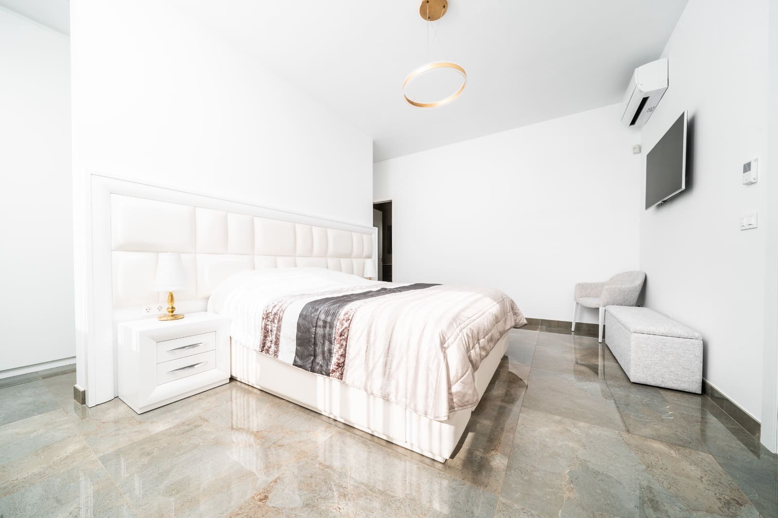 7 chambre Villa/Maison à vendre à La Marina avec piscine - 1 491 600 € (Ref: 9369207)