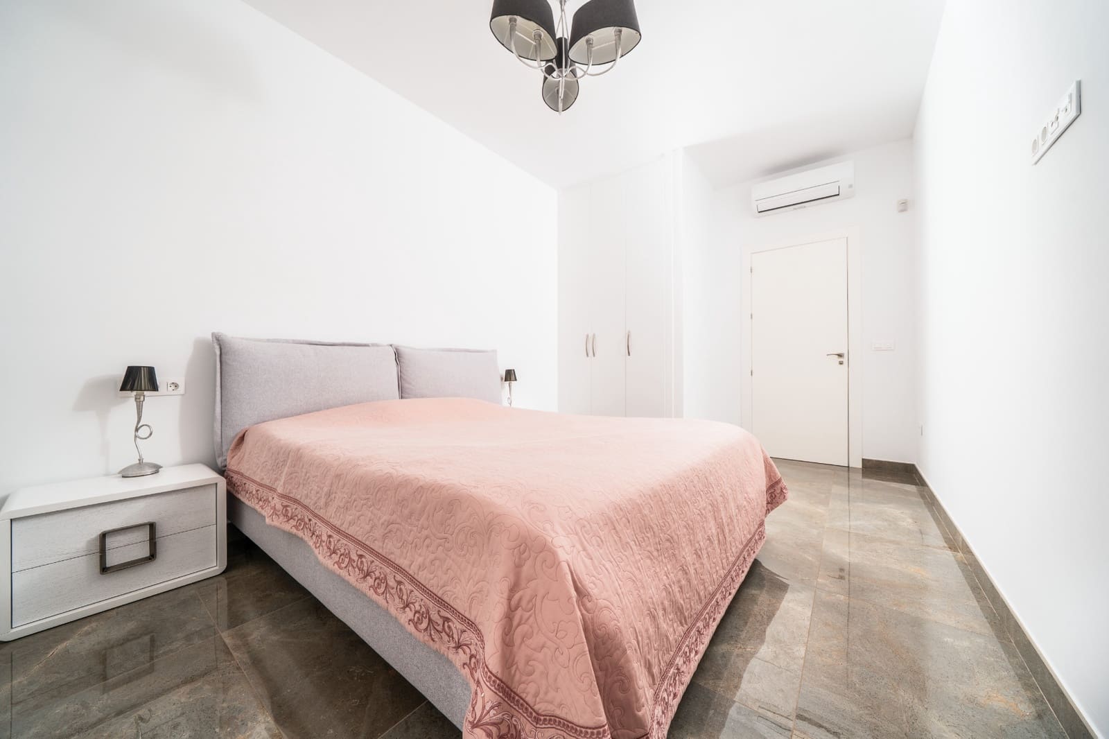 7 chambre Villa/Maison à vendre à La Marina avec piscine - 1 491 600 € (Ref: 9369207)