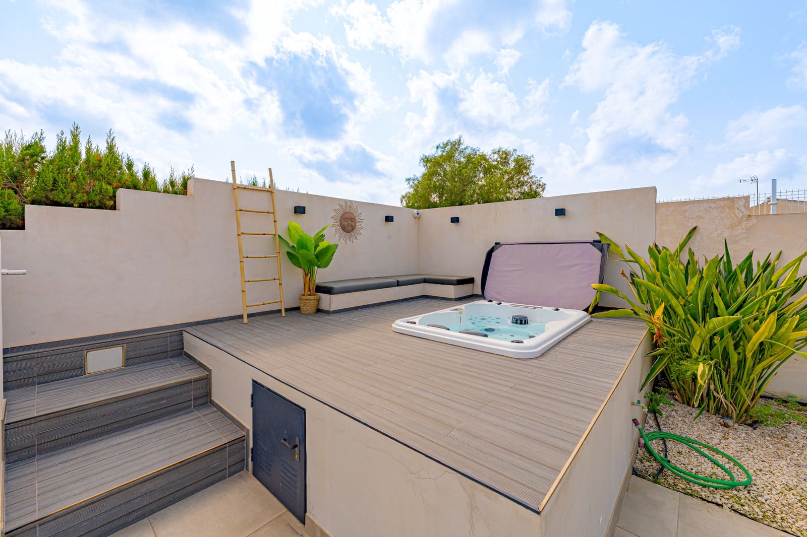 5 slaapkamer Villa te koop in La Marina met zwembad garage - € 795.000 (Ref: 9374376)