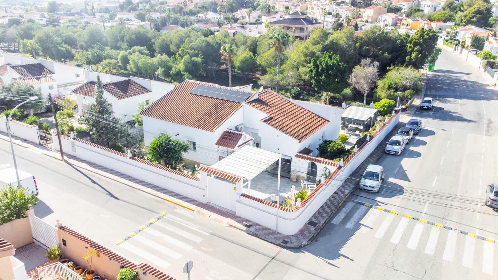 3 slaapkamer Villa te koop in La Marina met zwembad garage - € 595.000 (Ref: 9397039)