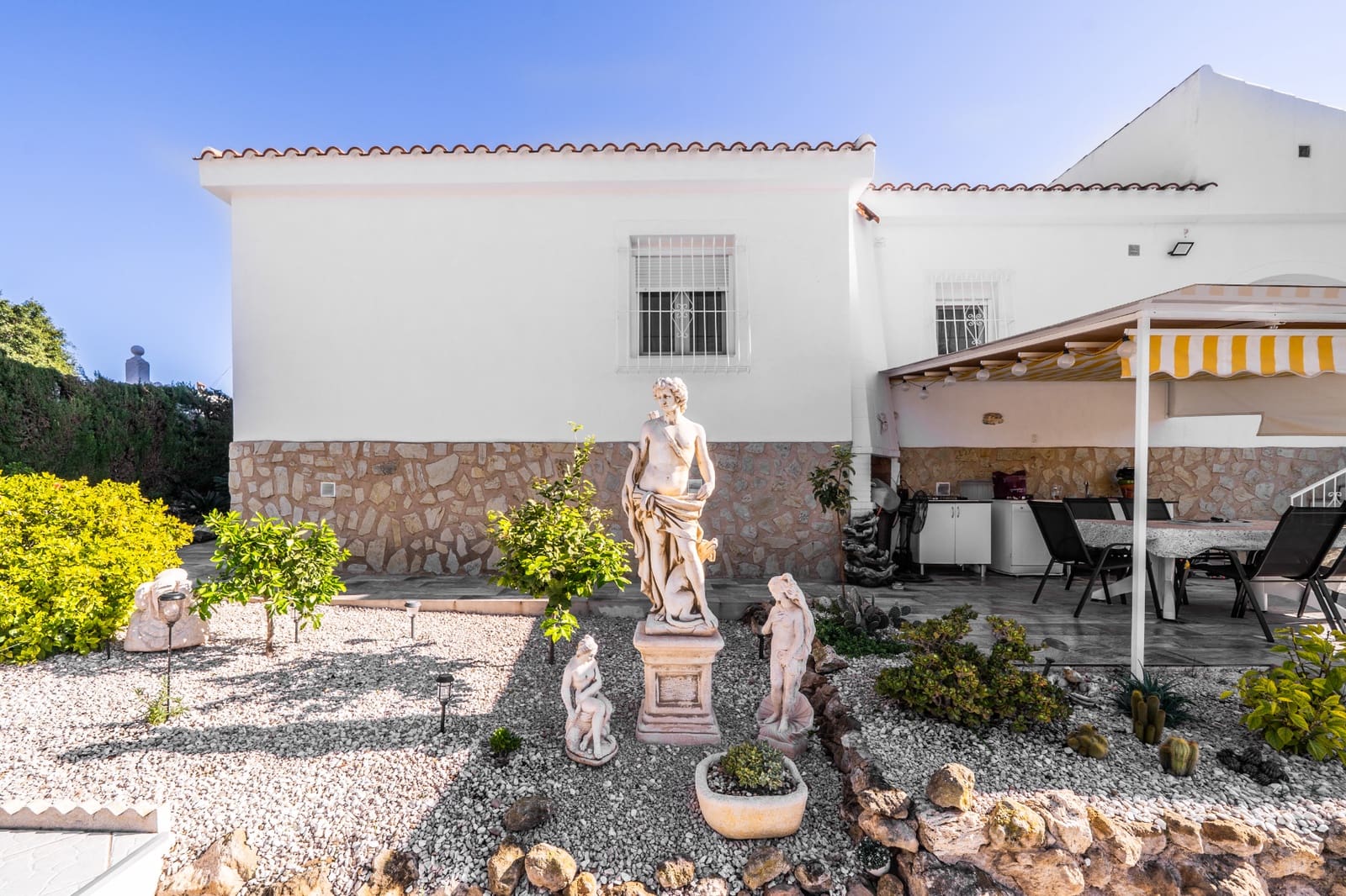 3 slaapkamer Villa te koop in La Marina met zwembad garage - € 595.000 (Ref: 9397039)