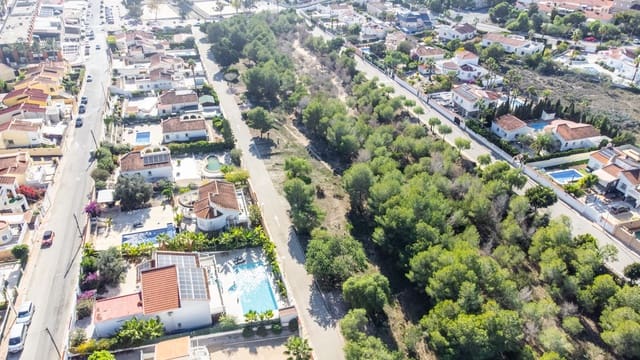 3 slaapkamer Villa te koop in La Marina, Elche / Elx met zwembad garage - € 595.000 (Ref: 9397039)