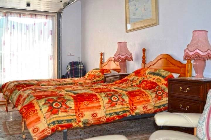 4 bedroom Villa for sale in Ciudad Quesada with pool garage - € 499,000 (Ref: 9421574)