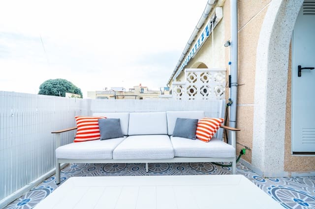 4 soveværelse Byhus til salg i La Marina, Elche / Elx - € 165.000 (Ref: 9445472)