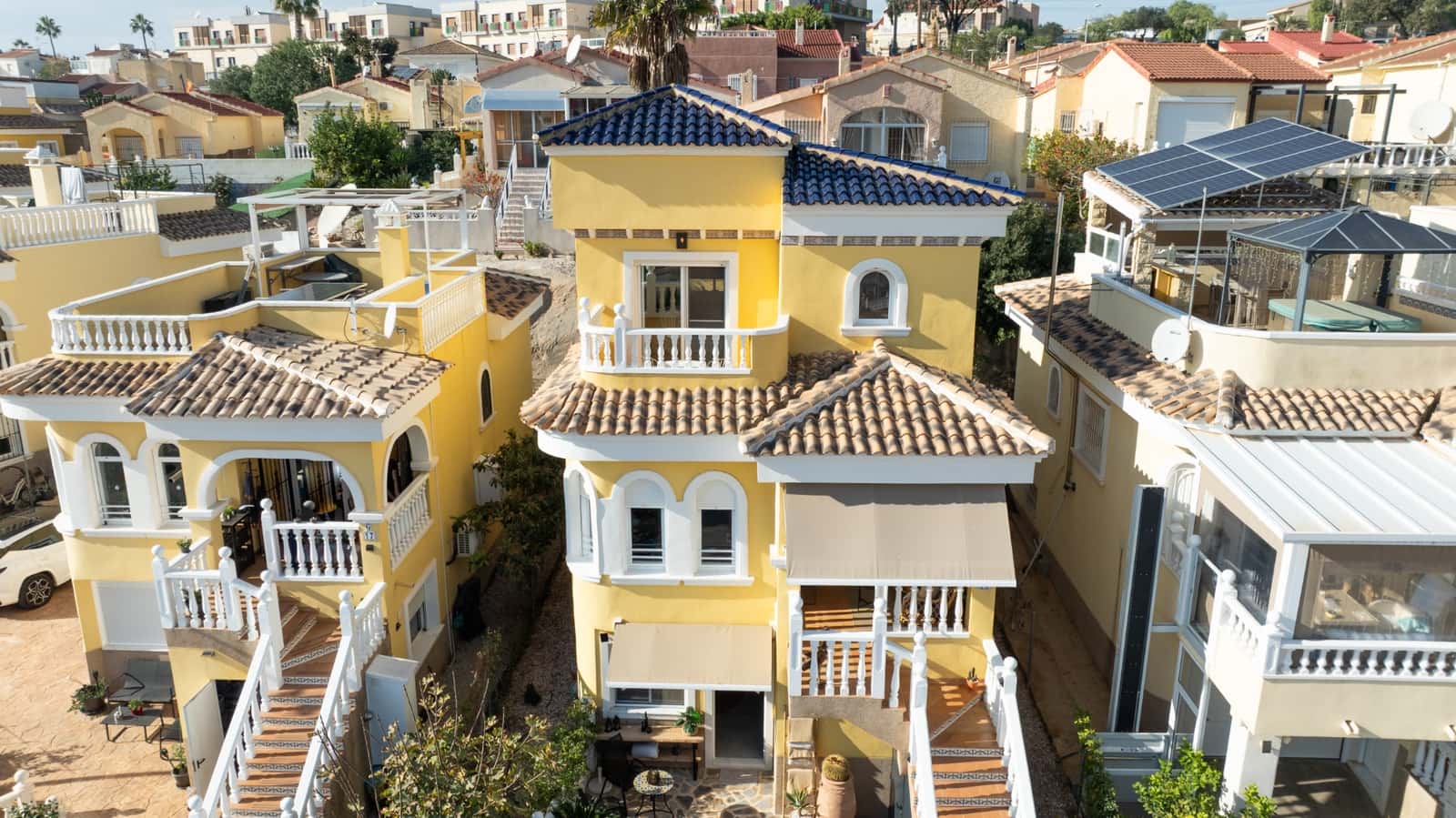 4 chambre Villa/Maison à vendre à La Marina avec piscine - 324 900 € (Ref: 9451167)