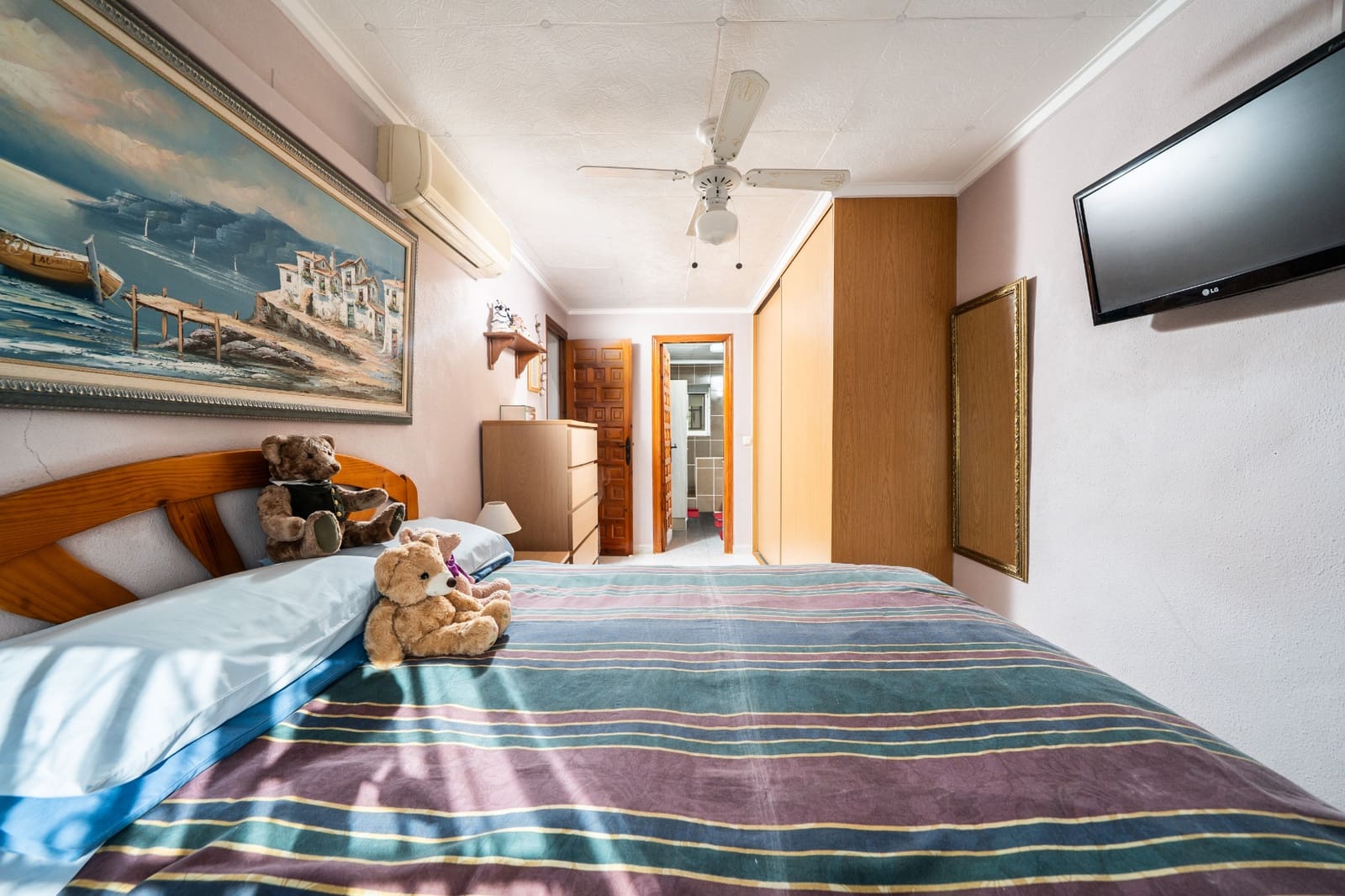 3 makuuhuone Huvila myytävänä paikassa La Marina mukana 
autotalli - 199 950 € (Ref: 9470005)