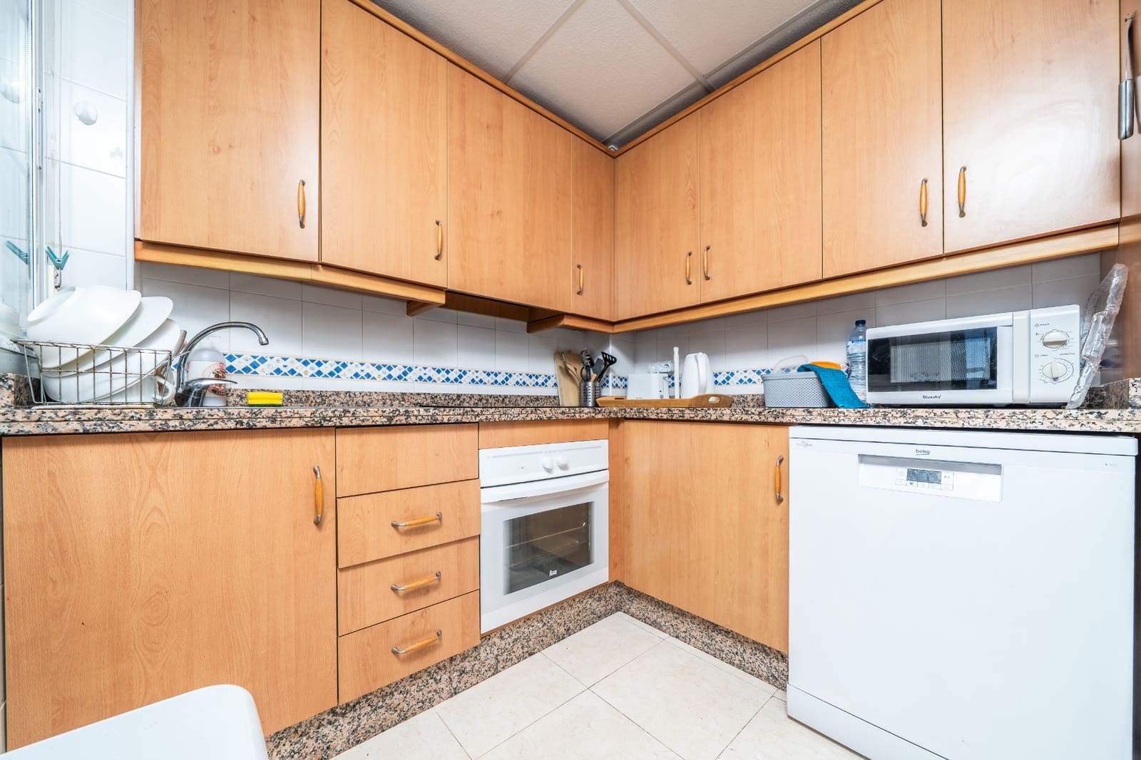 3 soveværelse Semi-Rækkehus til salg i La Marina med swimmingpool - € 219.000 (Ref: 9480676)